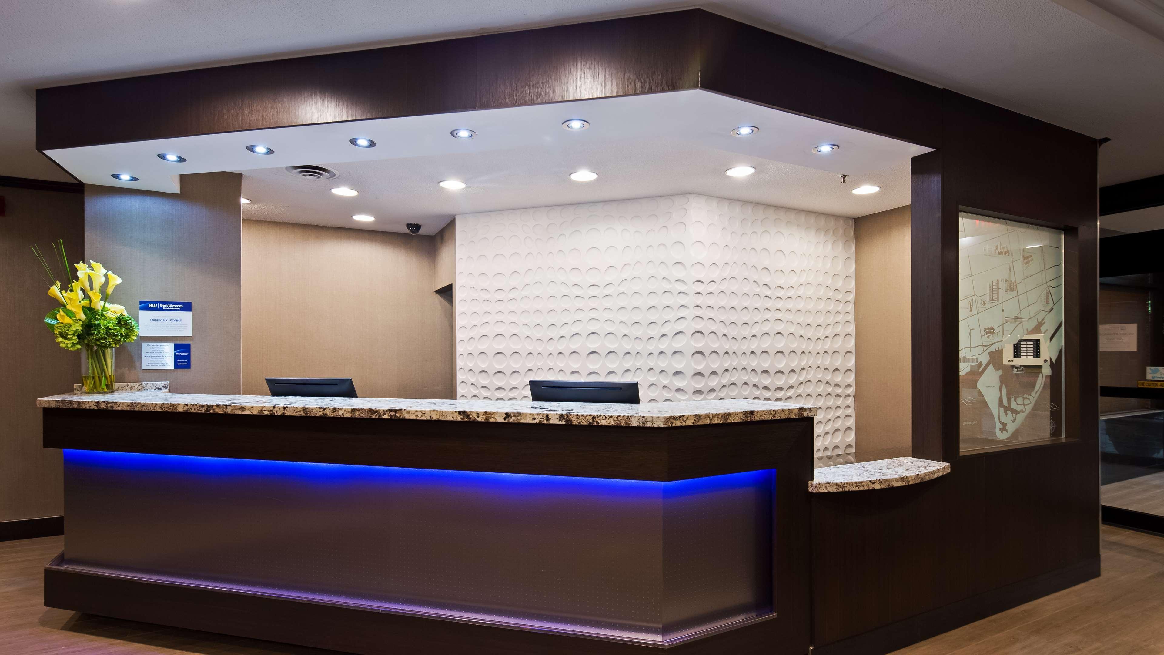 Best Western Plus Toronto Airport Hotel Mississauga Exteriör bild