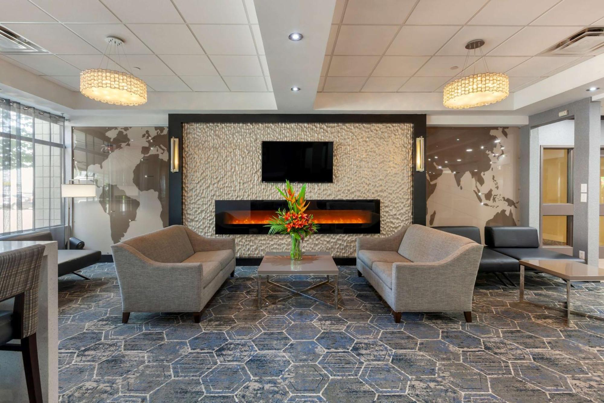 Best Western Plus Toronto Airport Hotel Mississauga Exteriör bild