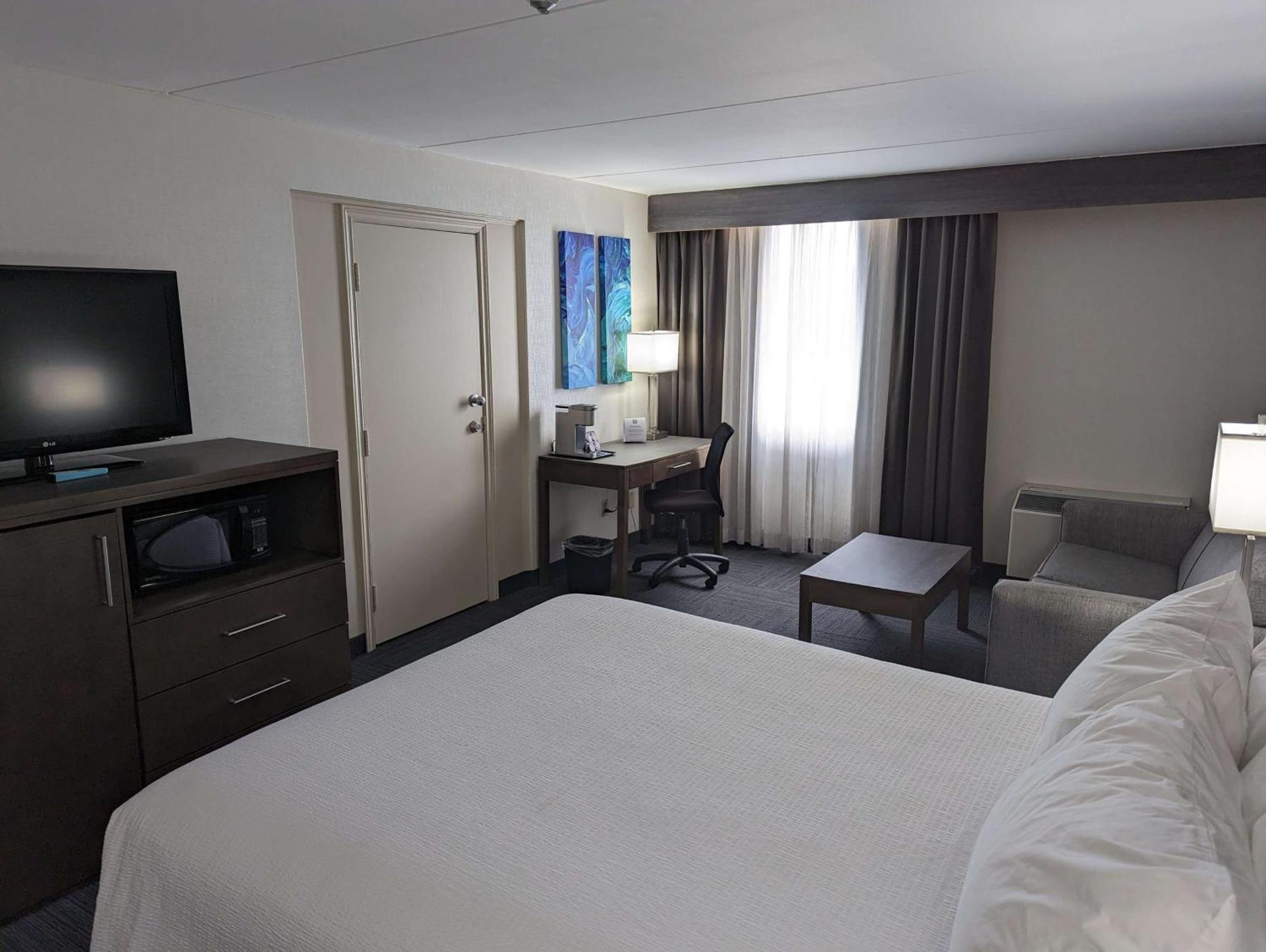 Best Western Plus Toronto Airport Hotel Mississauga Exteriör bild