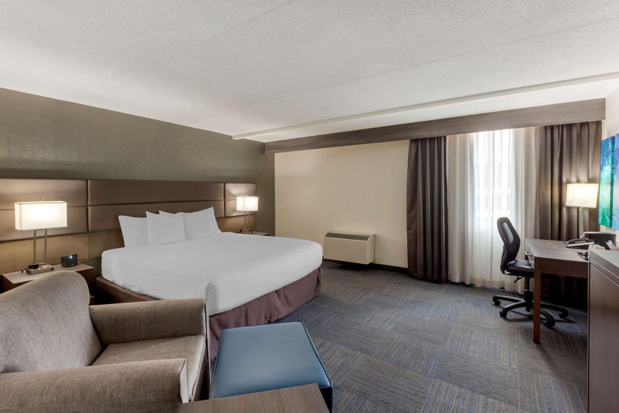 Best Western Plus Toronto Airport Hotel Mississauga Exteriör bild
