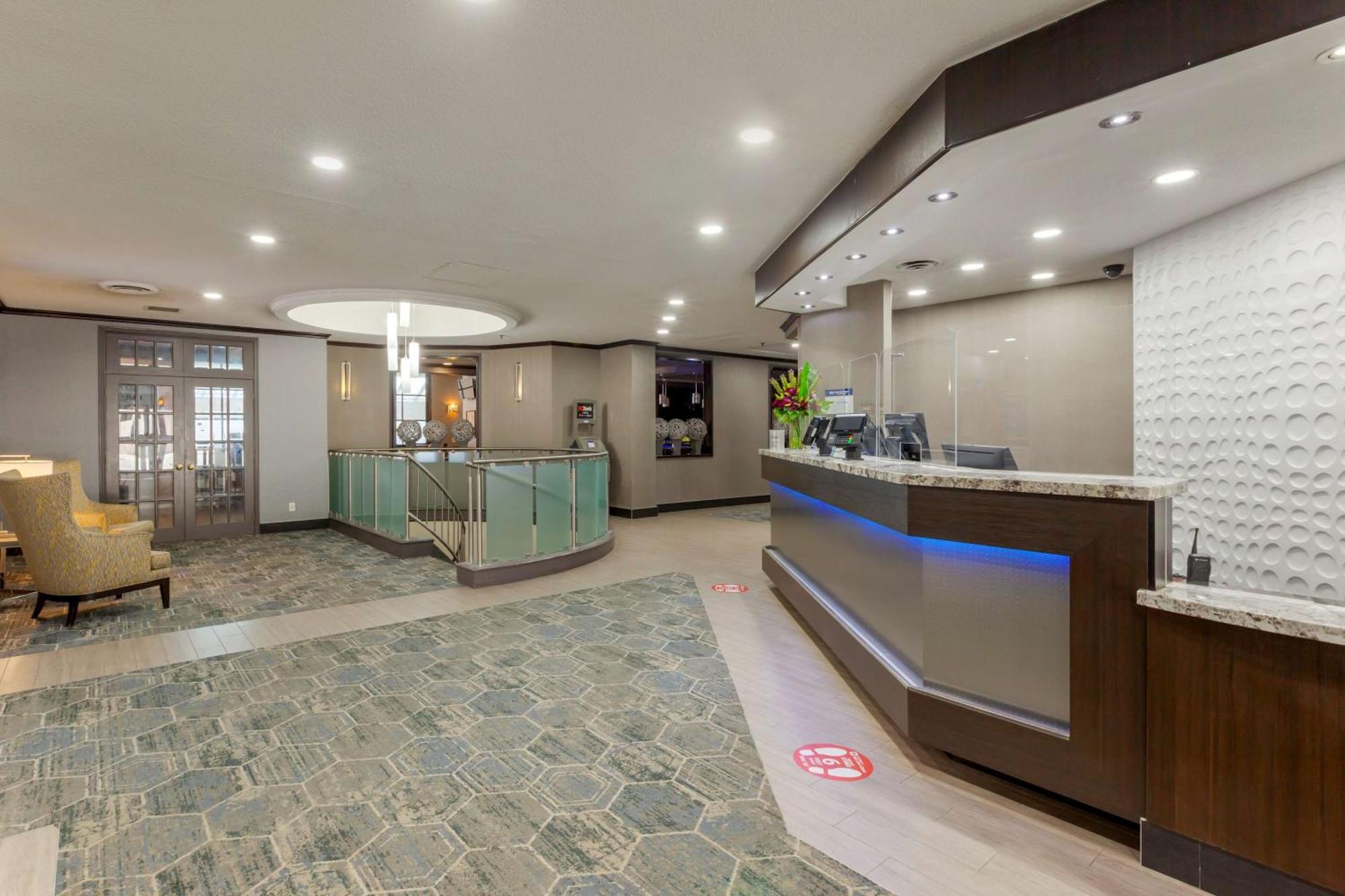Best Western Plus Toronto Airport Hotel Mississauga Exteriör bild